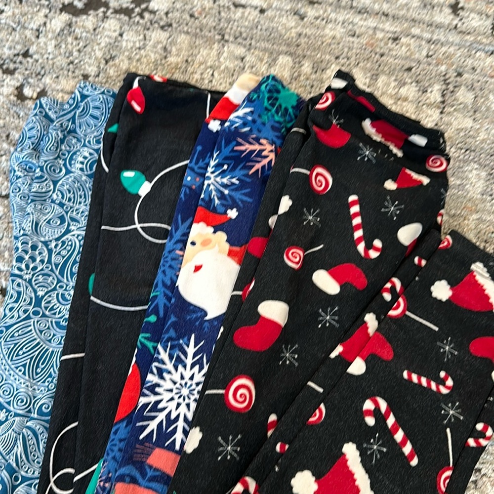 LuLaRoe Kids Leggings - Festive Black, Blue, Red